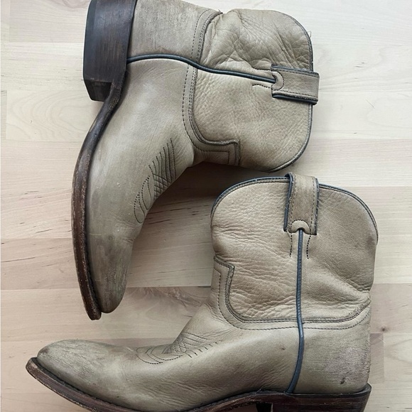 FRYE Billy Short Booties - Picture 2 of 7